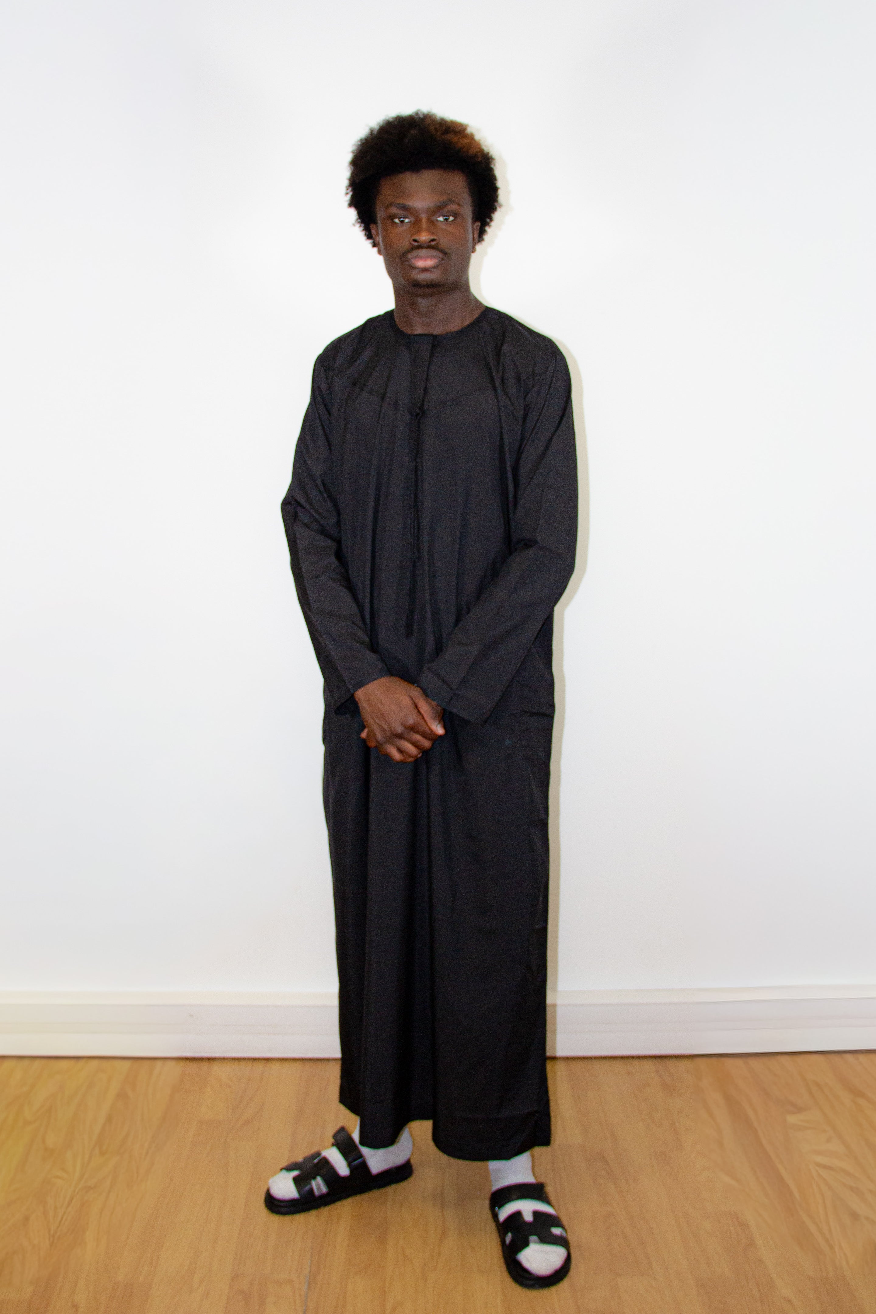 Qamis Samir ( Émirati )